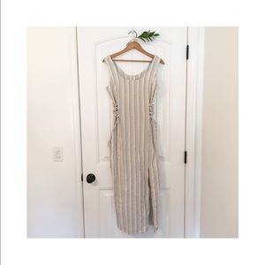 • VINTAGE DRESS •